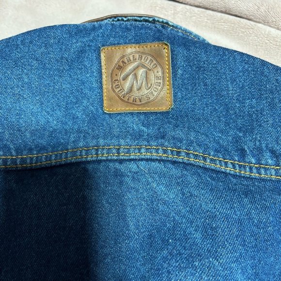 Marlboro Blue Denim Jacket with Brown Collar - Picture 3 of 4